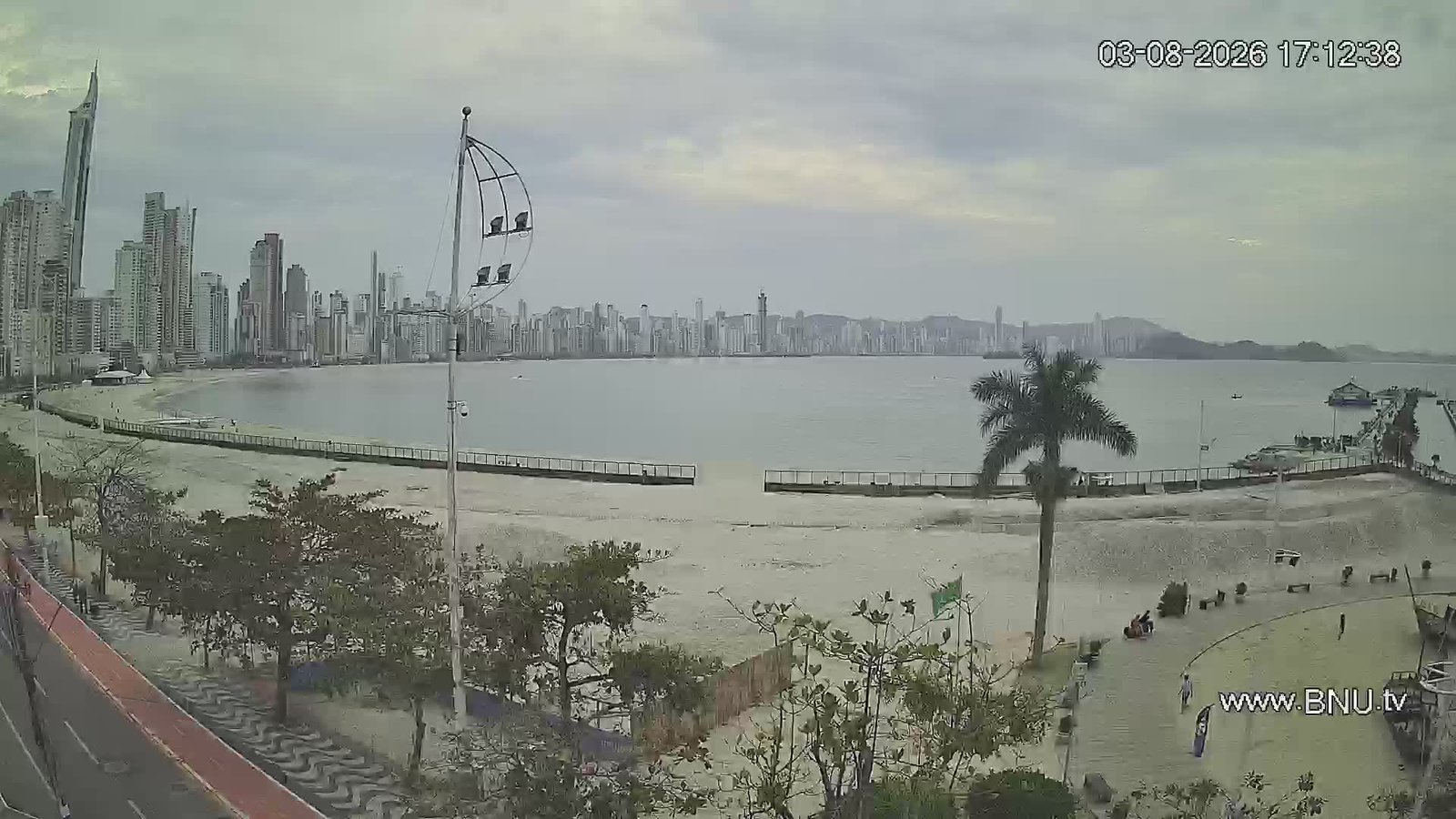 Parque Unipraias Barra Sul Balneário Camboriú