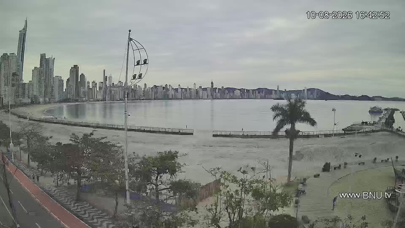 Parque Unipraias Barra Sul Balneário Camboriú