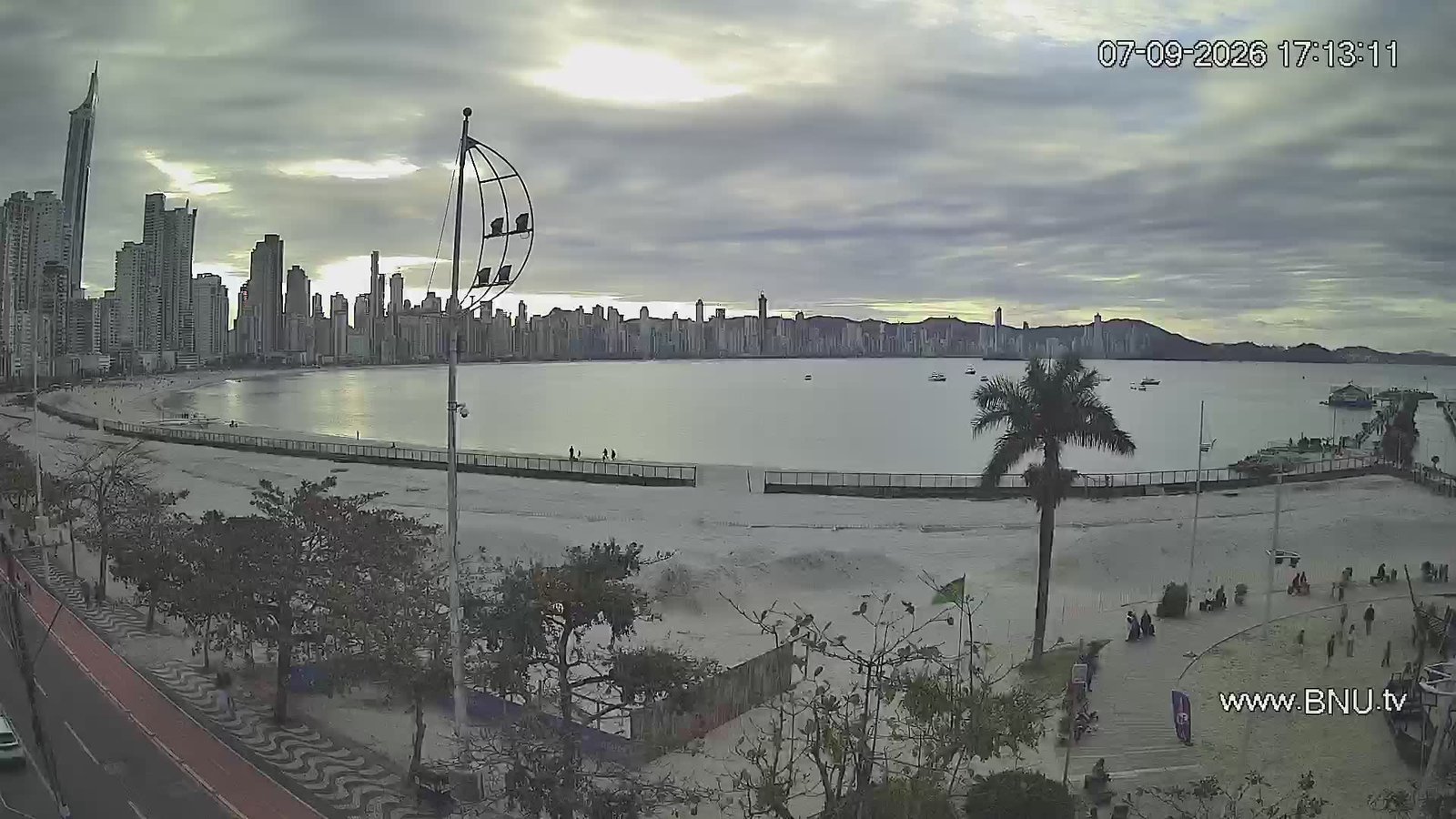 Parque Unipraias Barra Sul Balneário Camboriú