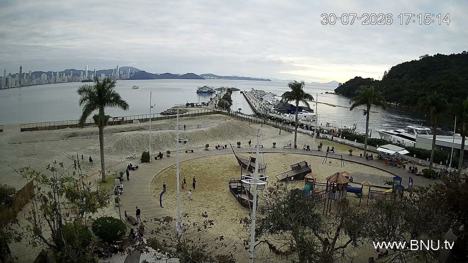 Praça Parque Unipraias Balneário Camboriú