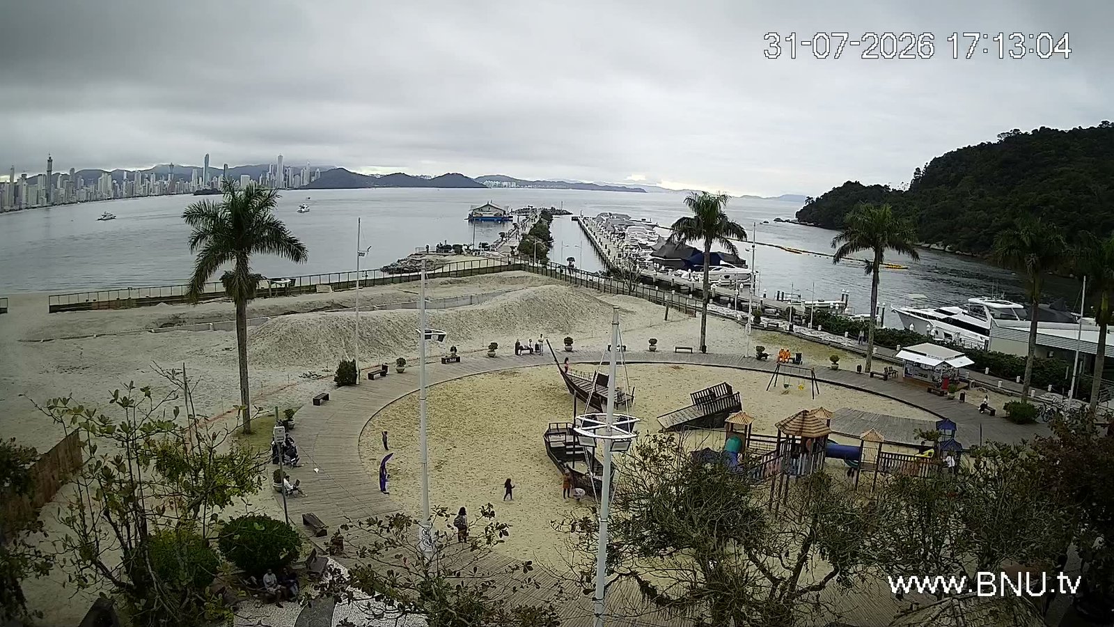 Praça Parque Unipraias Balneário Camboriú