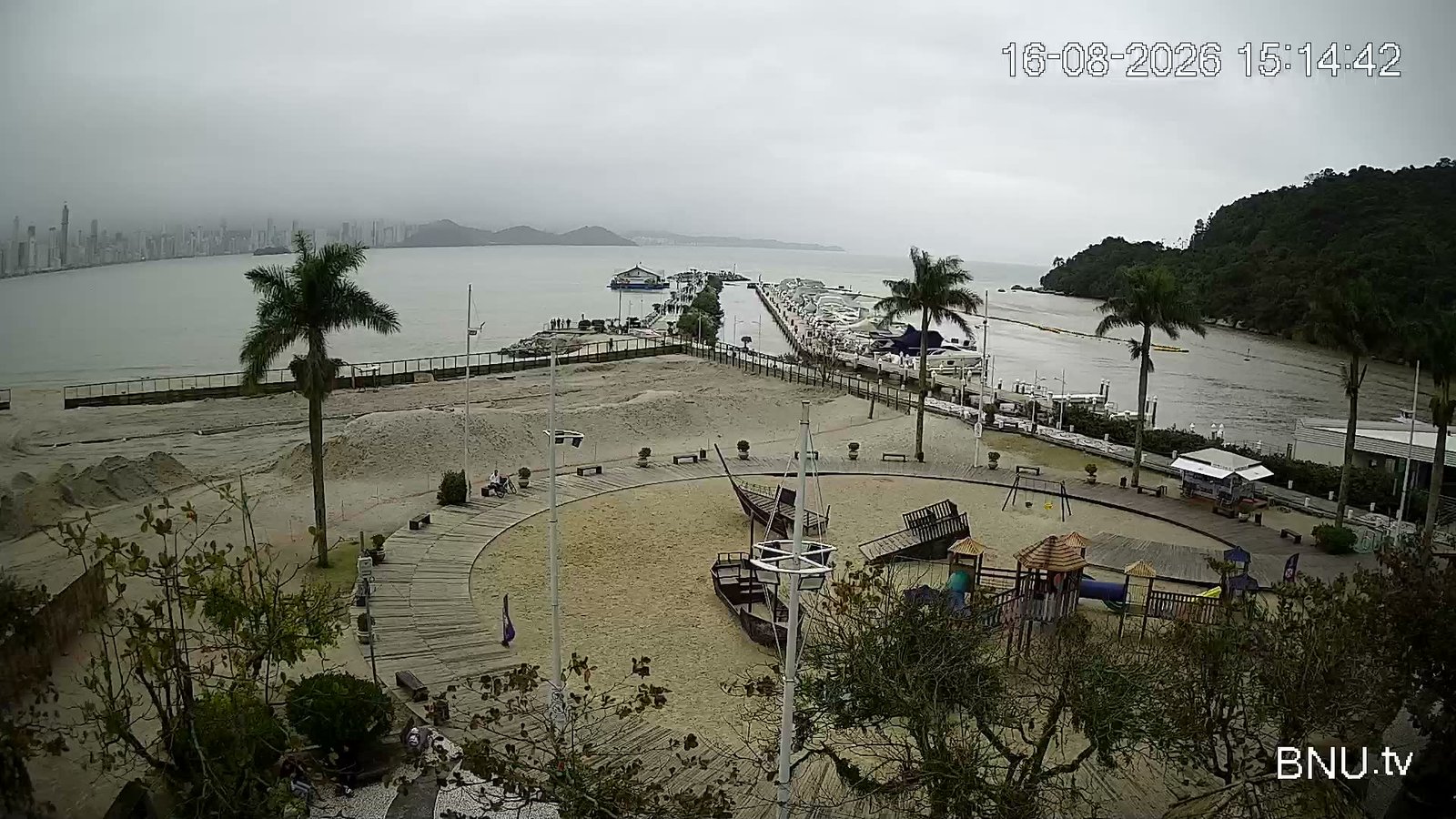 Praça Parque Unipraias Balneário Camboriú