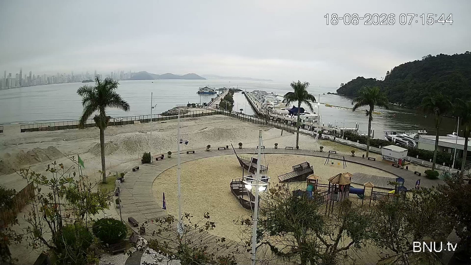 Praça Parque Unipraias Balneário Camboriú