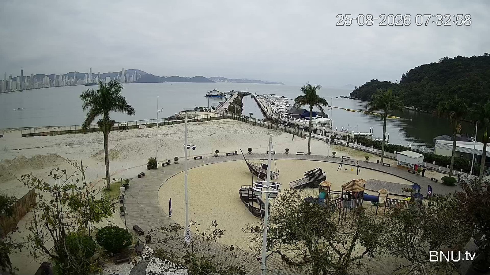 Praça Parque Unipraias Balneário Camboriú