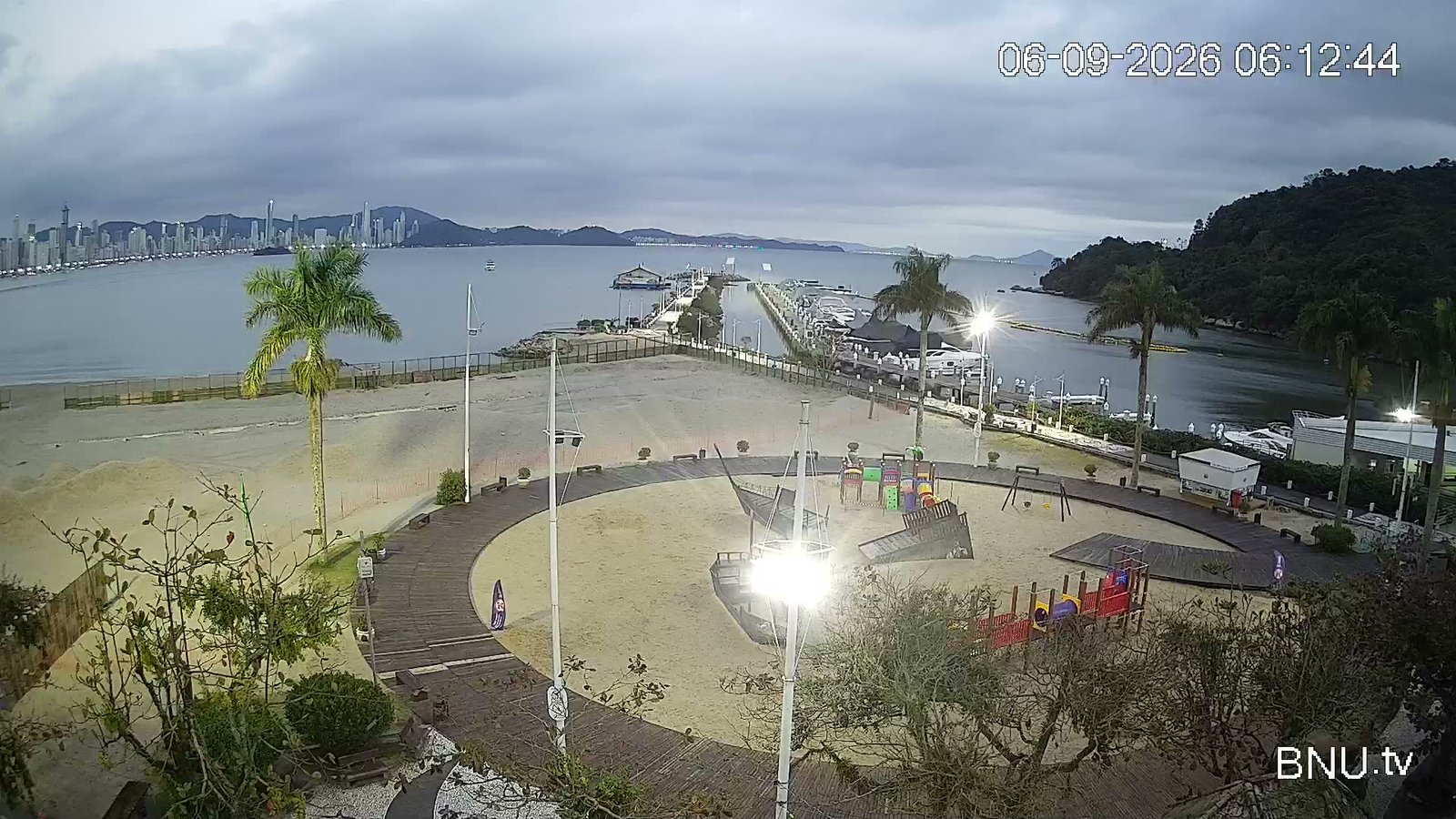 Praça Parque Unipraias Balneário Camboriú
