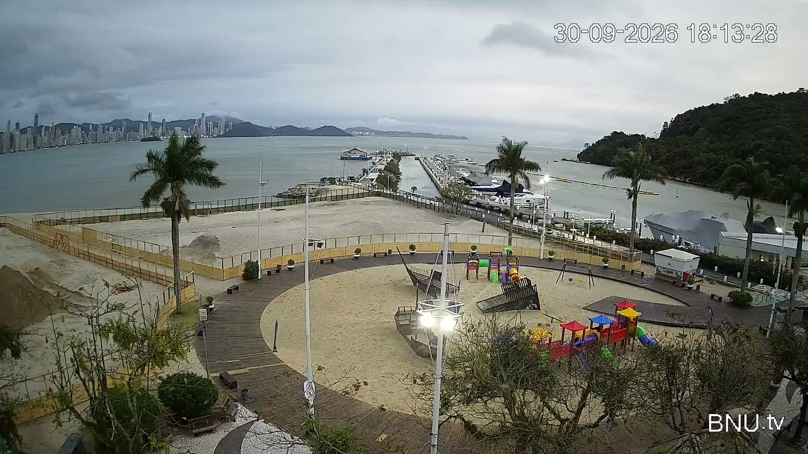Praça Parque Unipraias Balneário Camboriú
