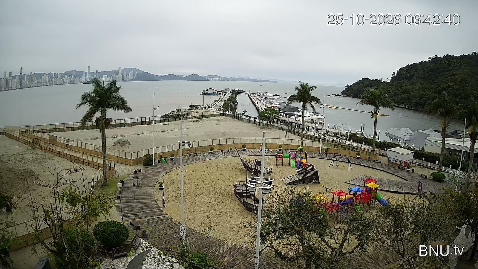 Praça Parque Unipraias Balneário Camboriú
