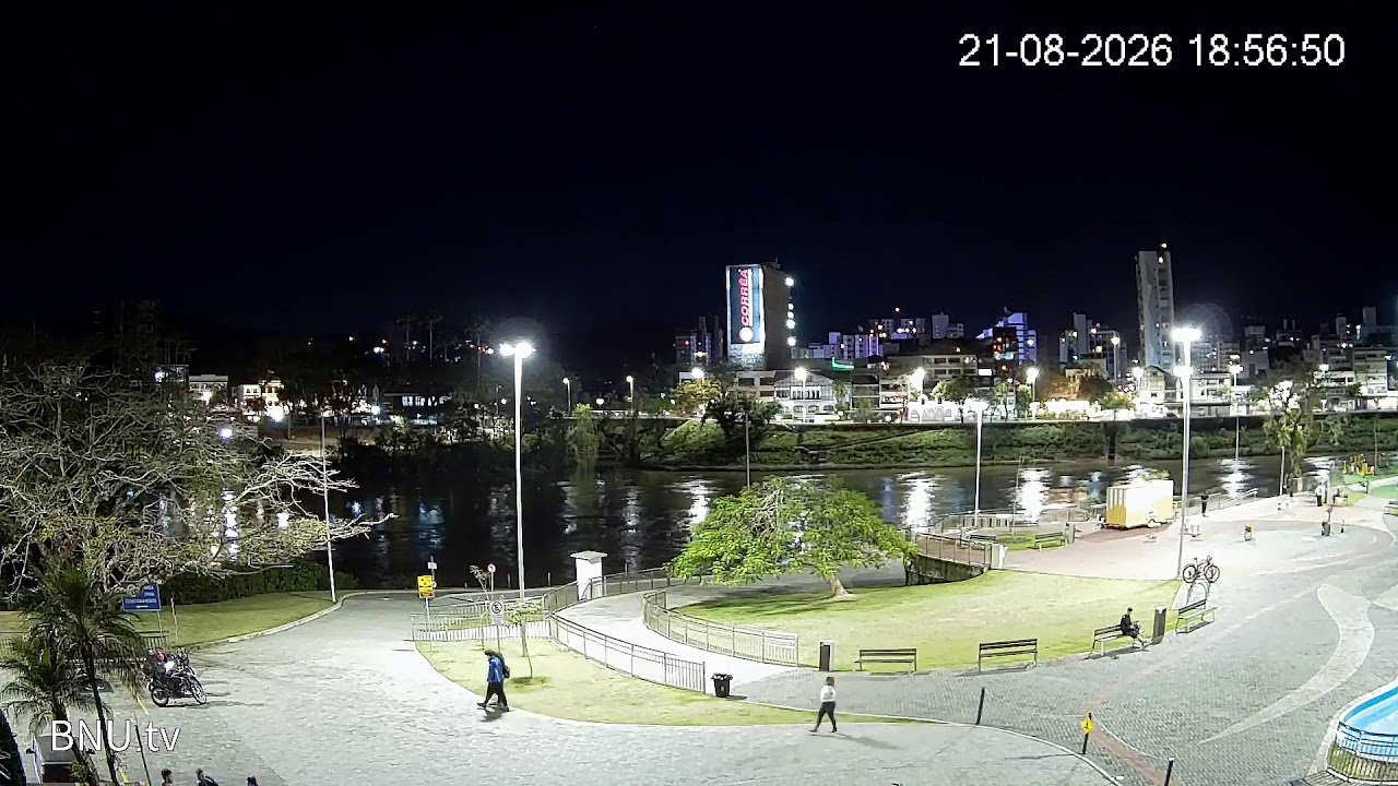 Prainha e Rio Itajaí-Açu
