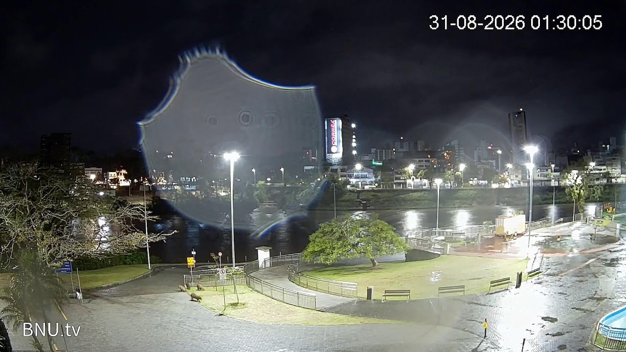 Prainha e Rio Itajaí-Açu