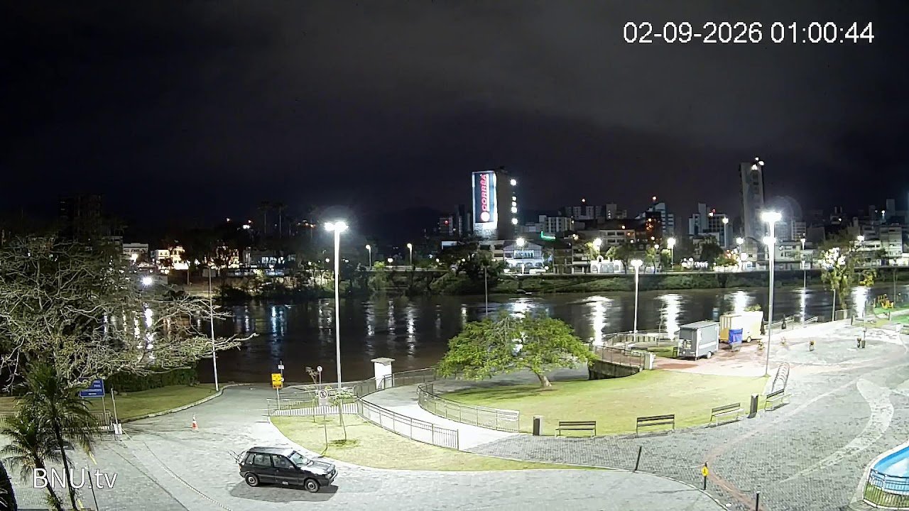 Prainha e Rio Itajaí-Açu