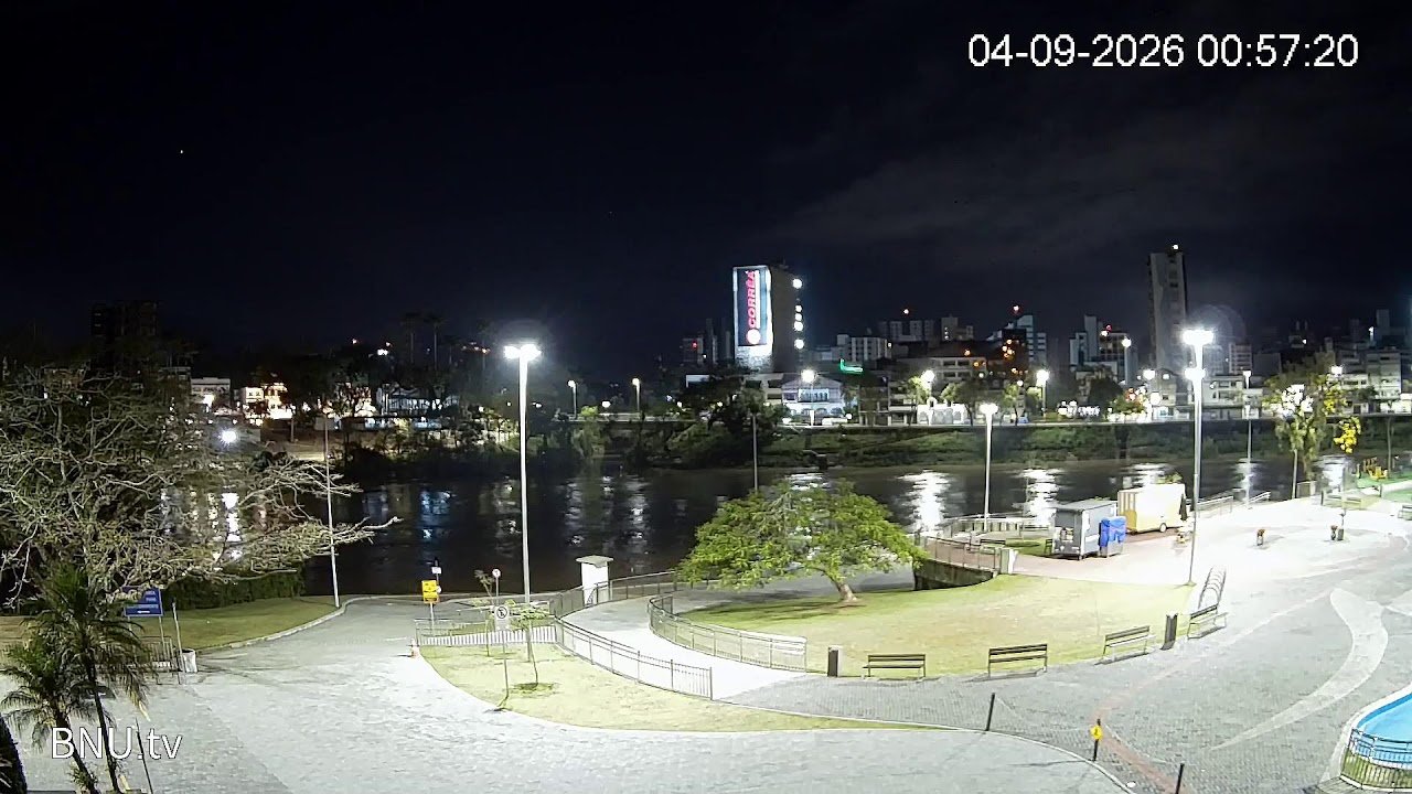Prainha e Rio Itajaí-Açu
