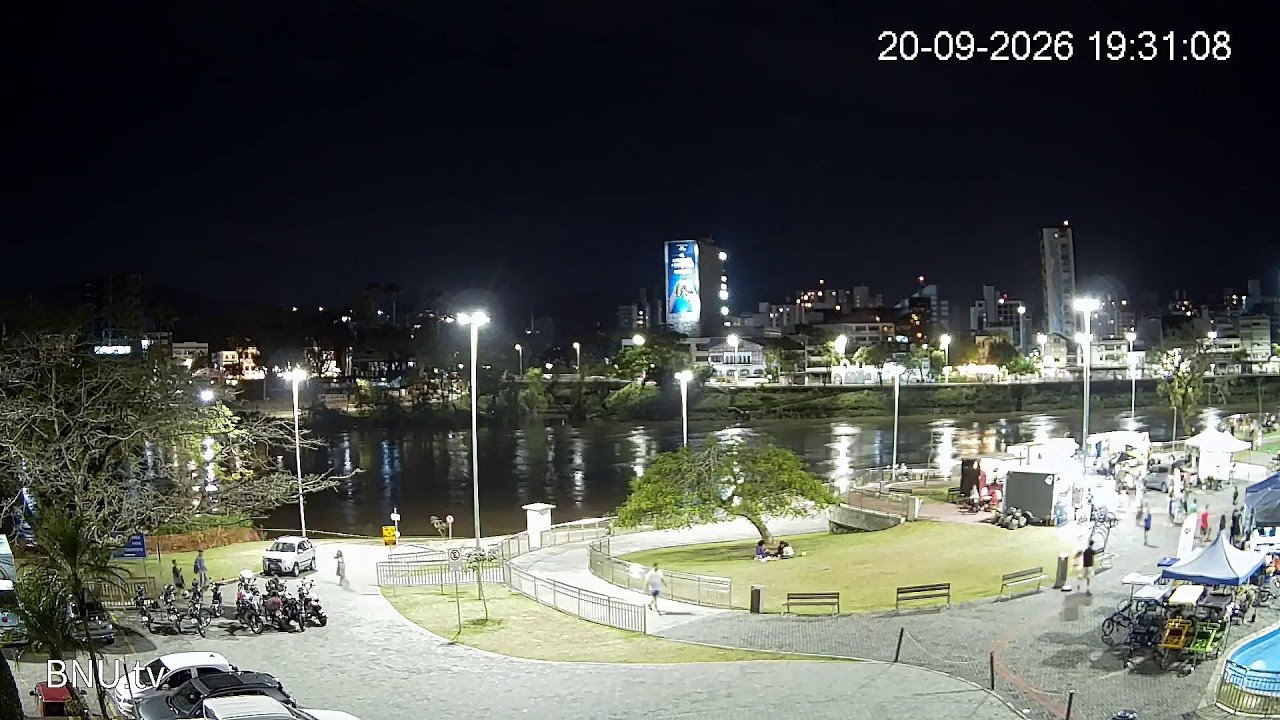 Prainha e Rio Itajaí-Açu