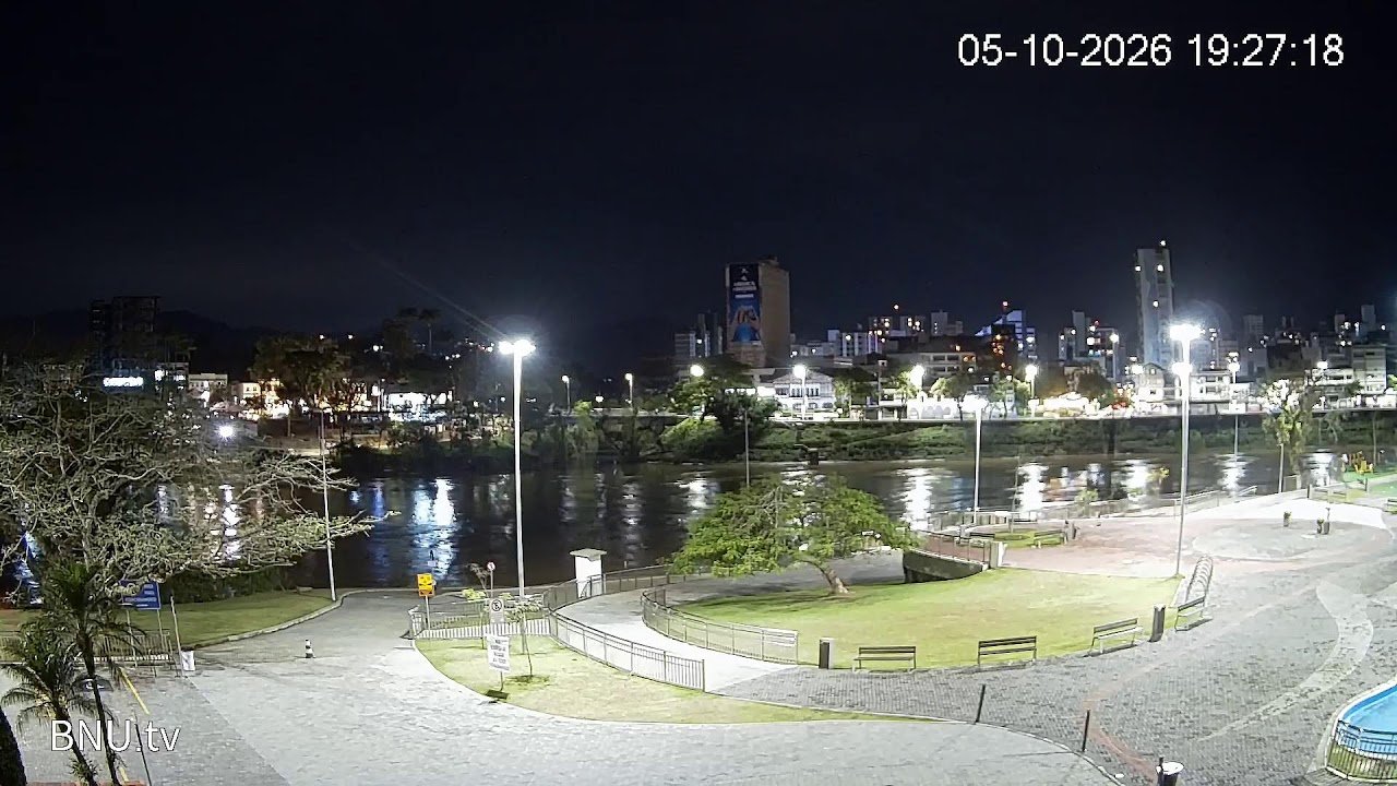 Prainha e Rio Itajaí-Açu