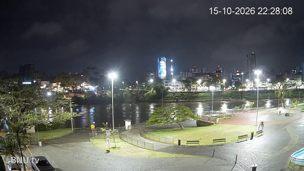 Prainha e Rio Itajaí-Açu