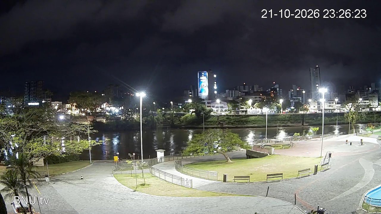 Prainha e Rio Itajaí-Açu