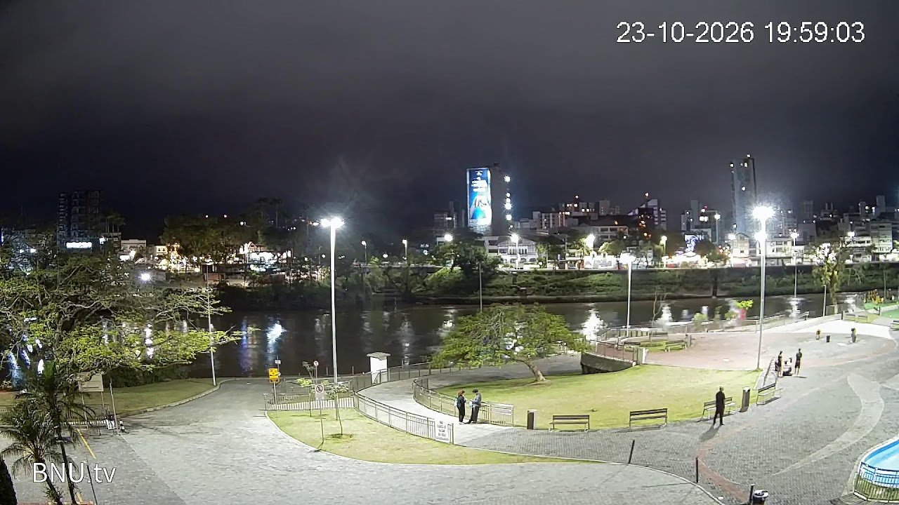Prainha e Rio Itajaí-Açu