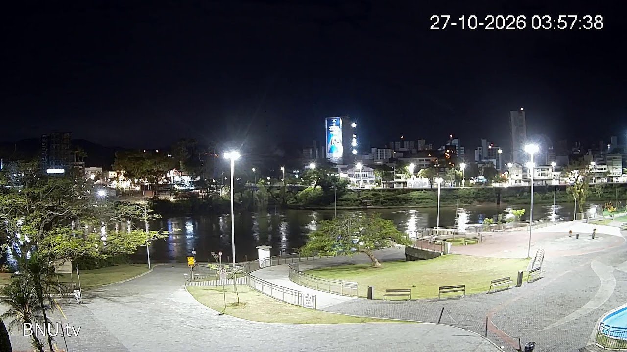 Prainha e Rio Itajaí-Açu