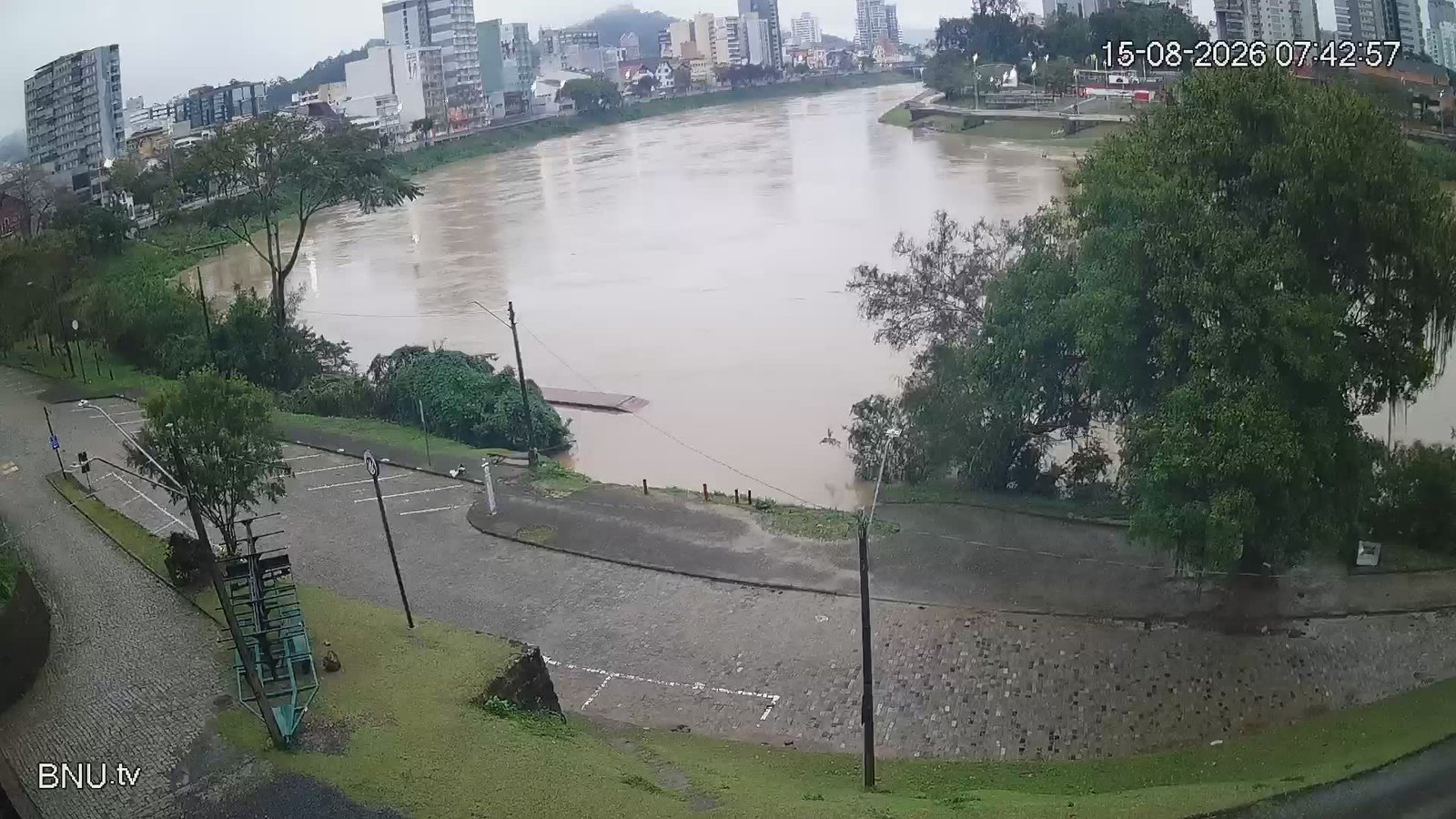 Rio Itajaí-Açú Blumenau