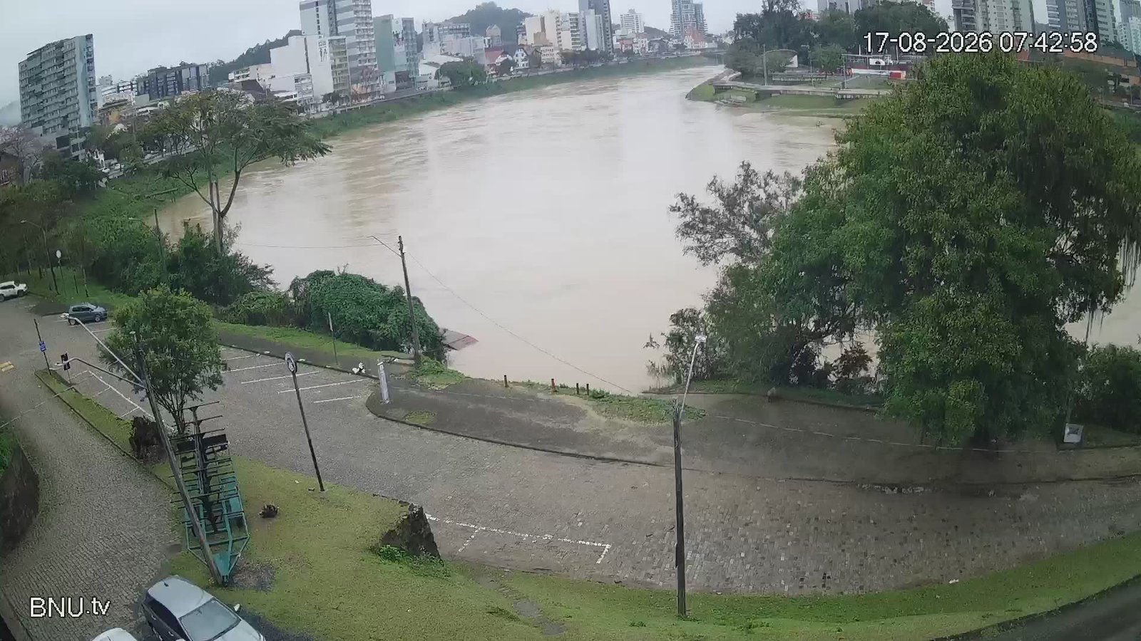 Rio Itajaí-Açú Blumenau