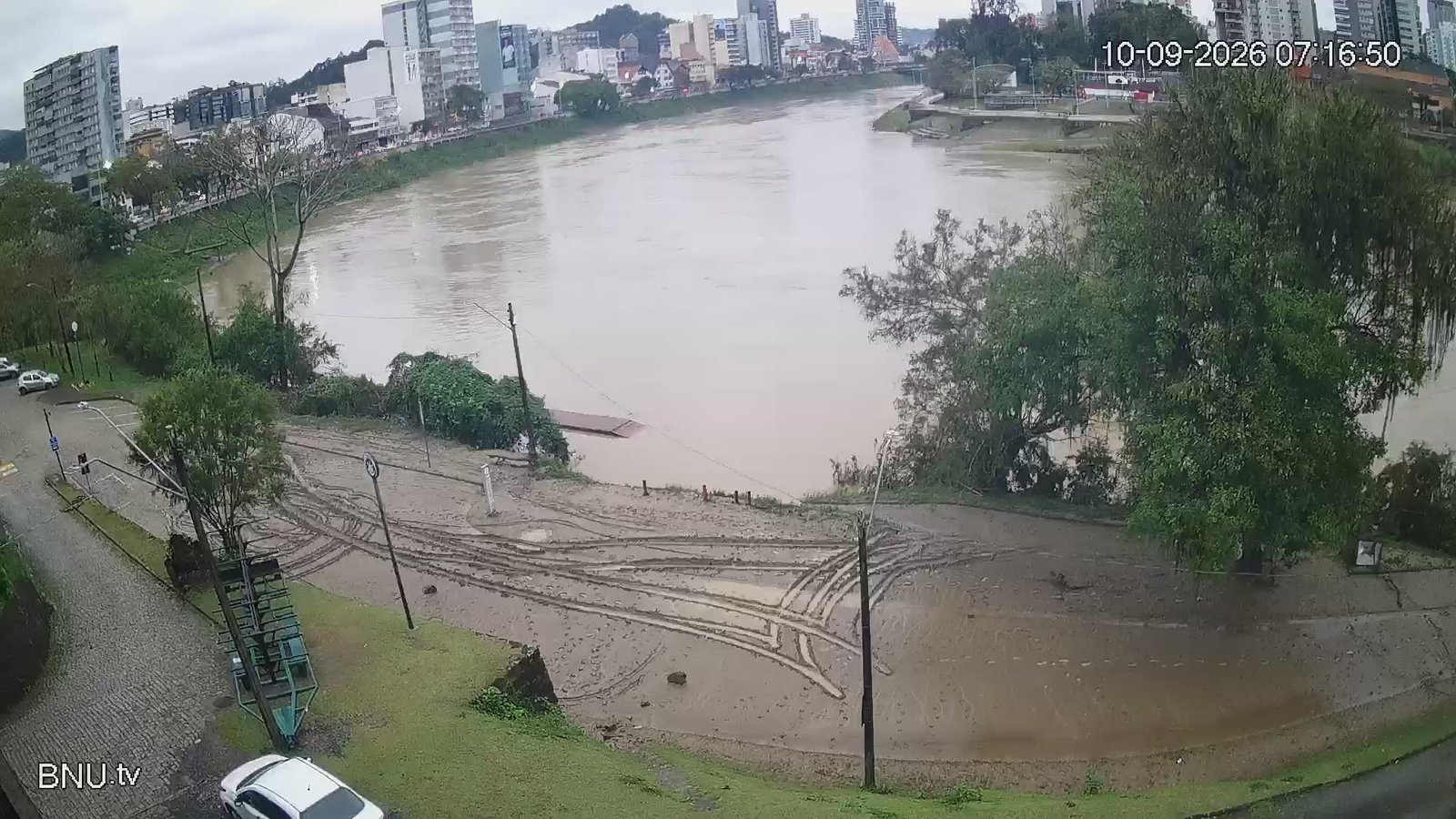 Rio Itajaí-Açú Blumenau