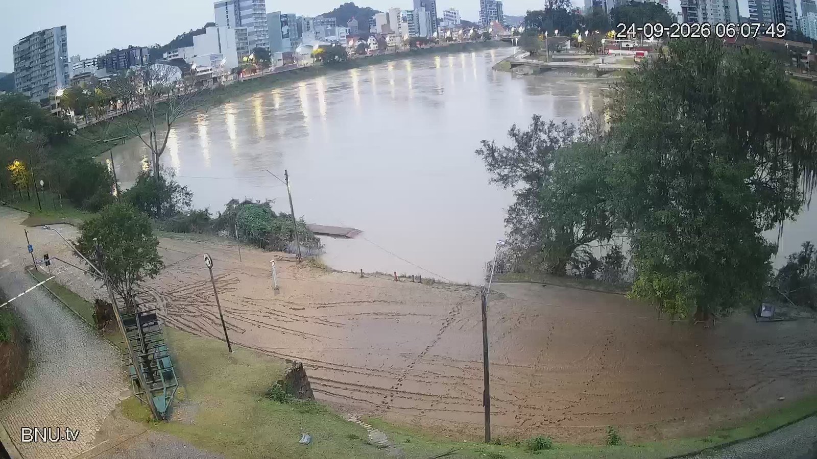 Rio Itajaí-Açú Blumenau