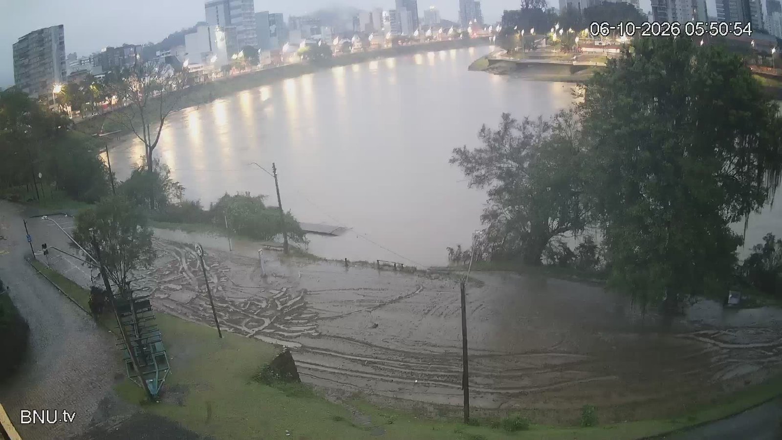 Rio Itajaí-Açú Blumenau