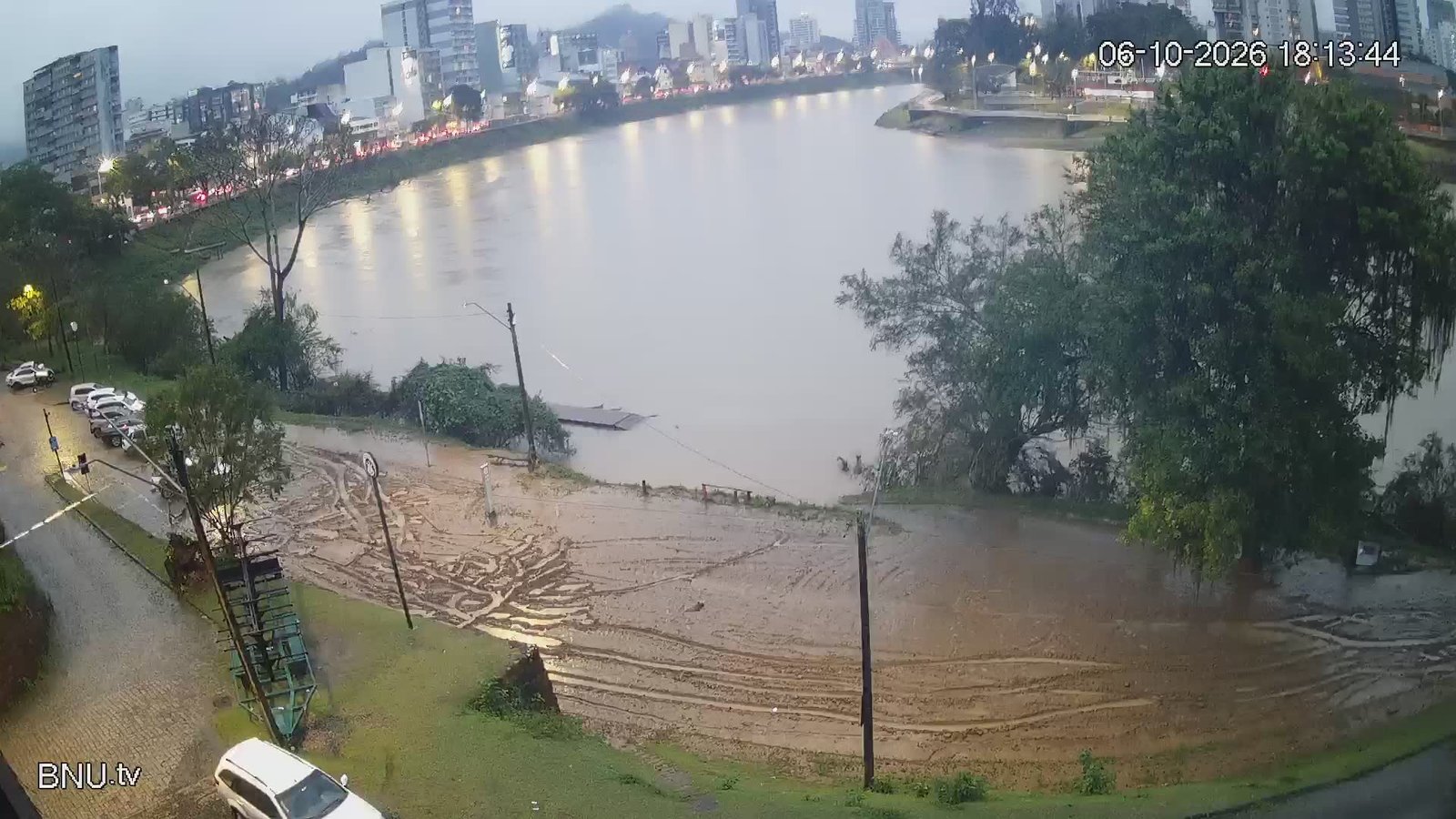 Rio Itajaí-Açú Blumenau