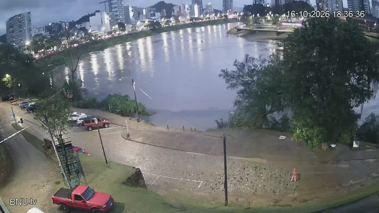 Rio Itajaí-Açú Blumenau